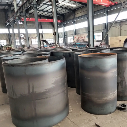 选择万宁钢护筒的材质时考虑哪些条件？