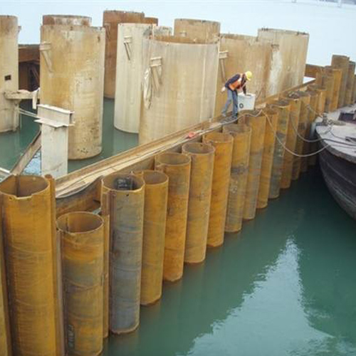 万宁钢护筒现场安装